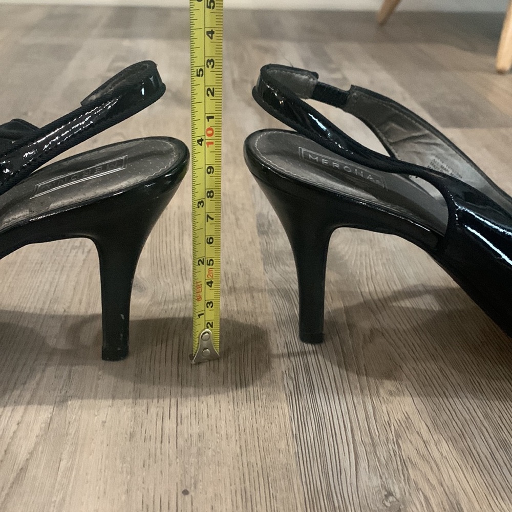 Black Heels - Picture 4 of 5